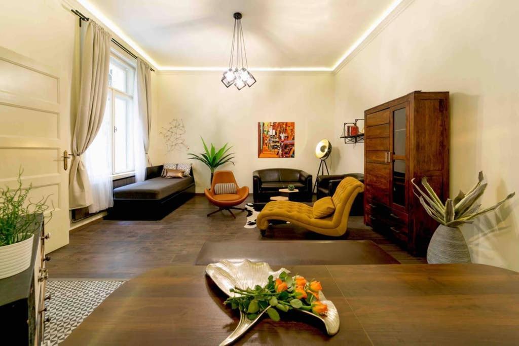 The Best Mondain Apartment Budapeşte Dış mekan fotoğraf